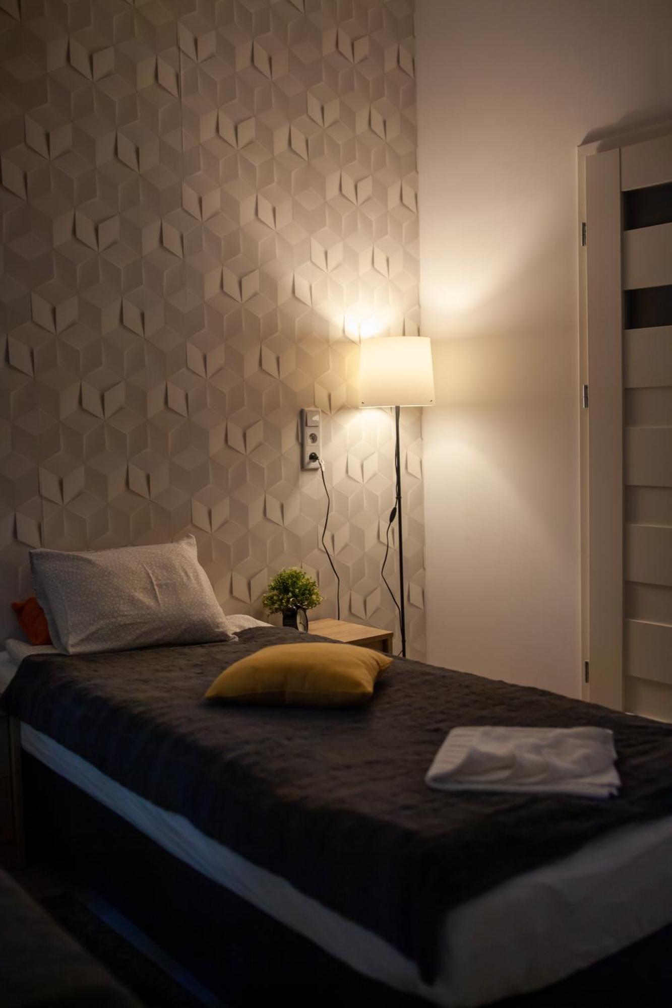 Lukas Guest Rooms Krakow Bagian luar foto