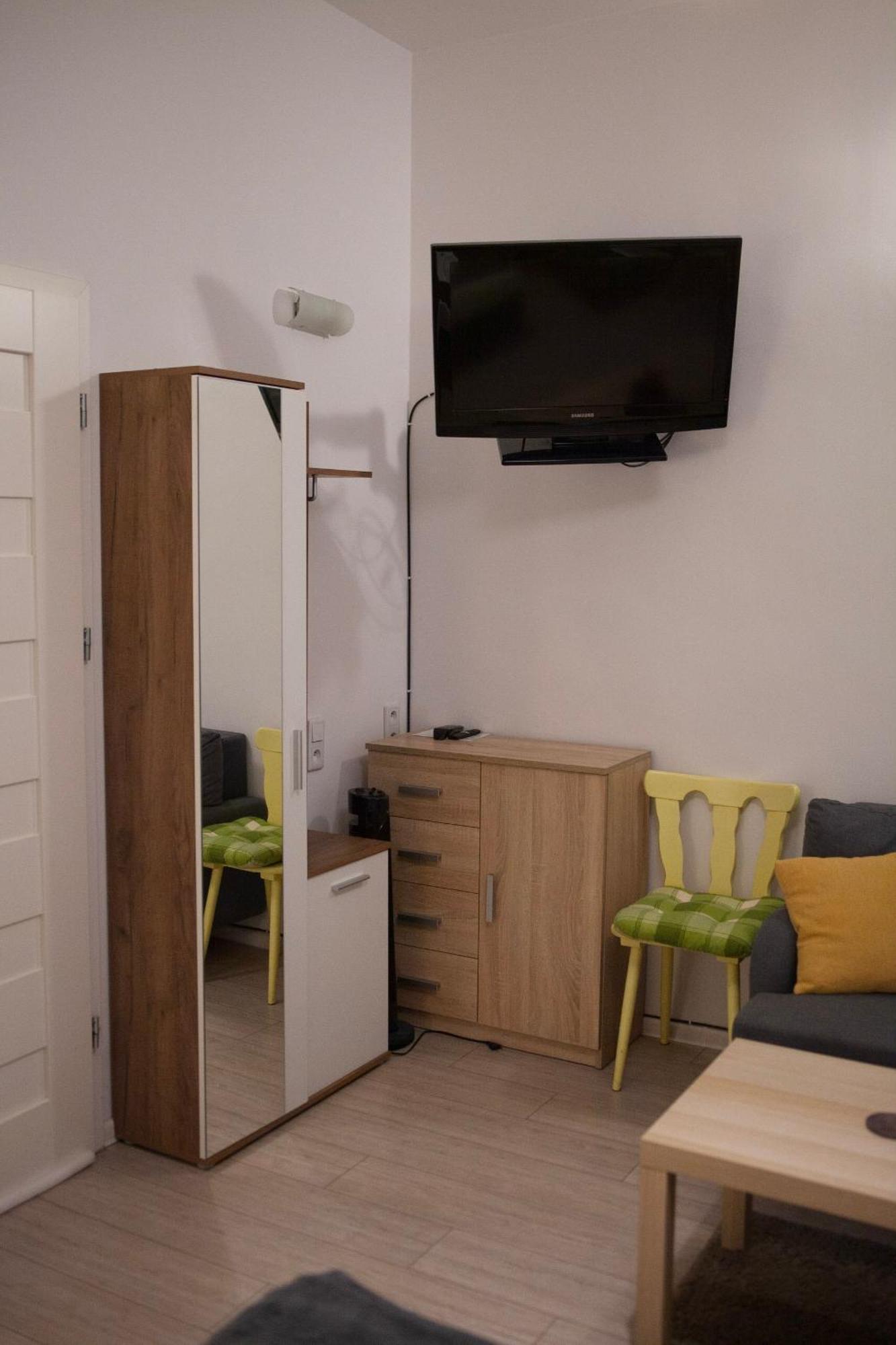 Lukas Guest Rooms Krakow Bagian luar foto